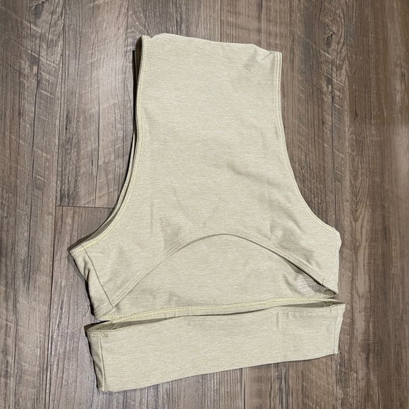 Outdoor Voices crop top - Picture 2 of 3